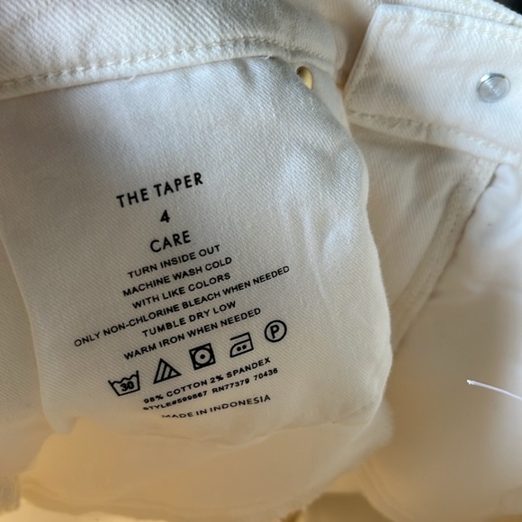 NWT Ann Taylor Sculpting Pocket Mid Rise Taper Jeans in Natural Size 4 - Picture 8 of 8